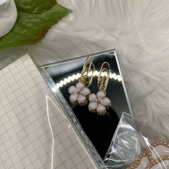 New! PM SIZE AGENDA REFILL INSERT, (2) Agenda Charms (1) Camellia Brooch - Picture 4 of 5